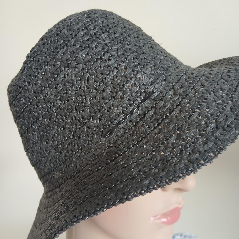 Vintage 70s 80s Black Straw Sun Bucket Hat Floral Corsage Wide Brim - Picture 2 of 4